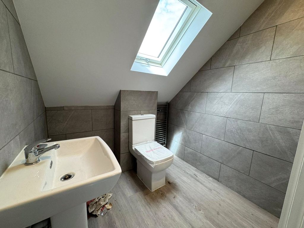 Property photo 3 of 10 Picture No. 04