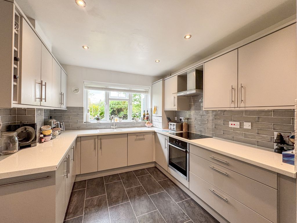 Property photo 2 of 30 Img_3604