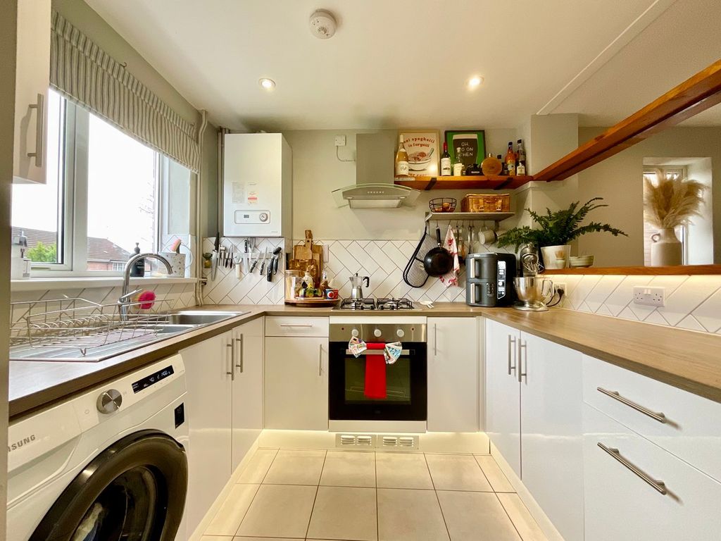 Property photo 3 of 13