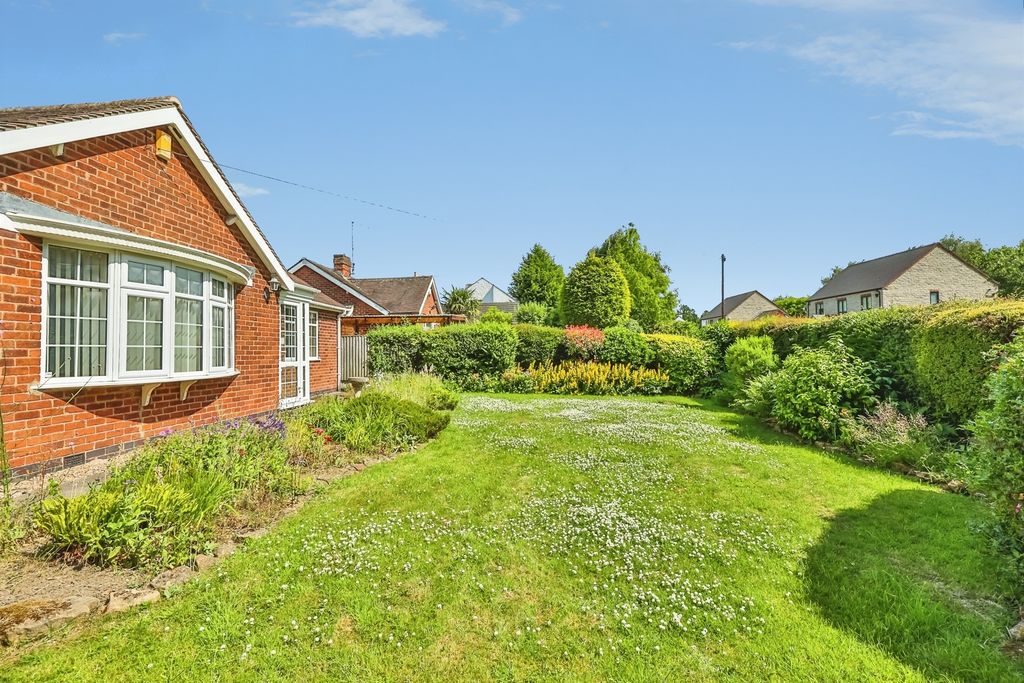 Property photo 2 of 19