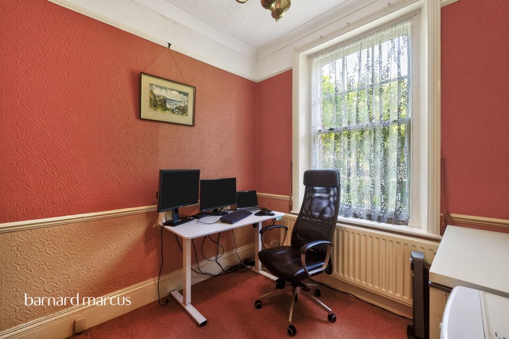 Additional image 14 of 7 bed detached house for saleHanworth Road, Feltham TW13
