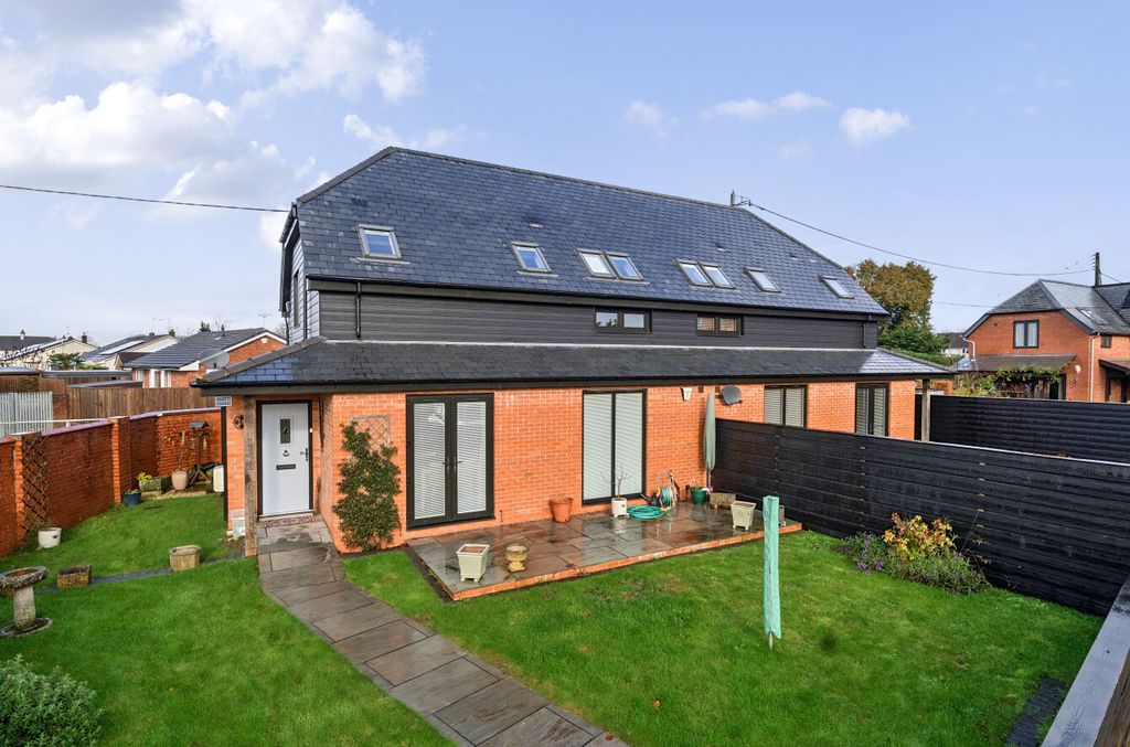 Property photo 1 of 12 Front