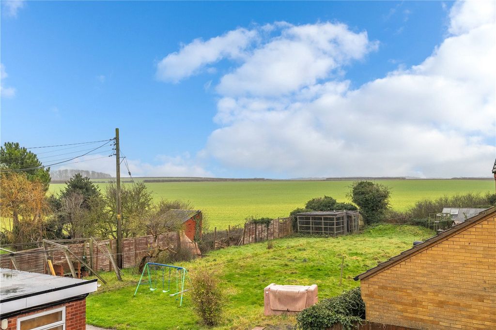 Property photo 2 of 18 Picture No. 19