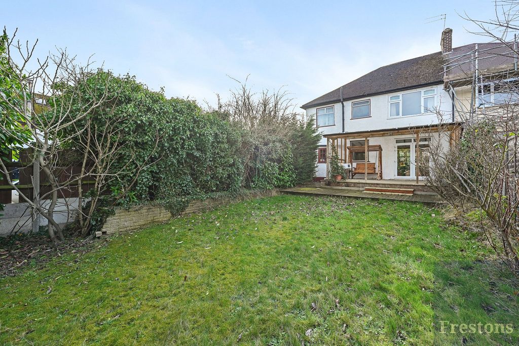 Property photo 2 of 14
