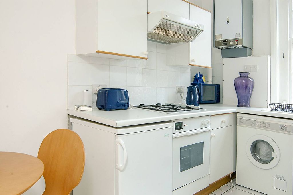Property photo 1 of 4