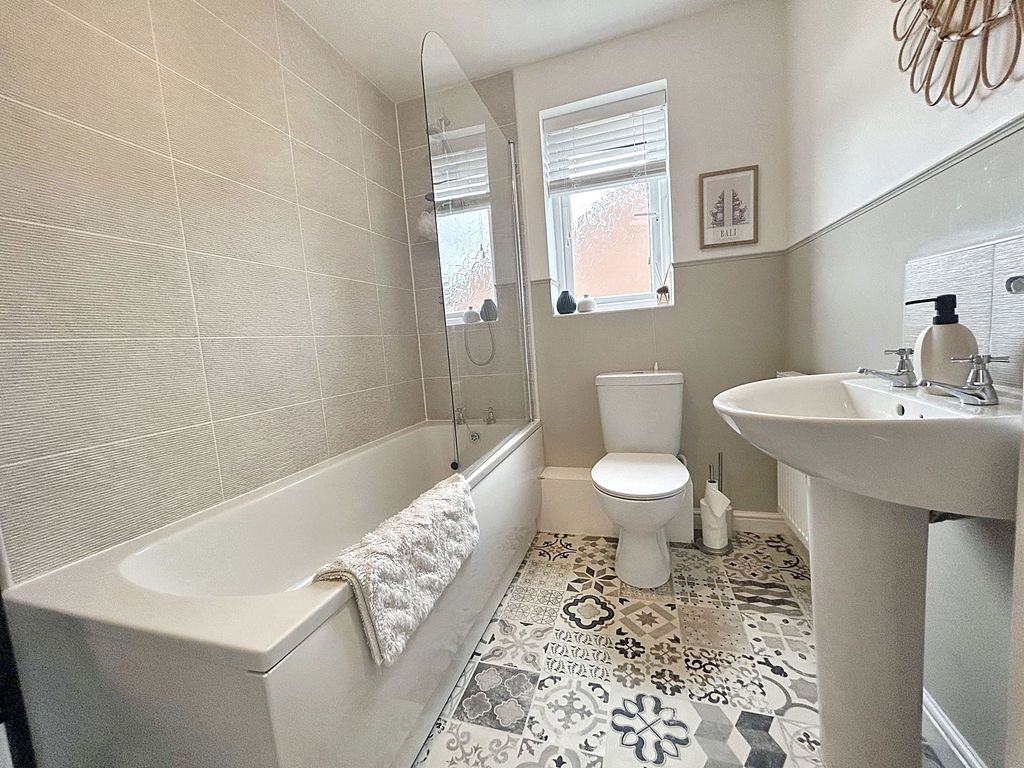 Additional image 7 of 3 bed semi-detached house to rentChilton View, Morpeth NE61