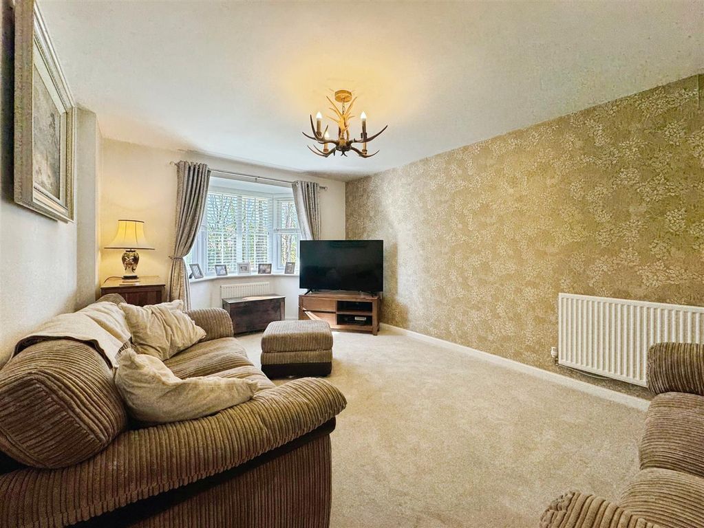 Property photo 3 of 38 Living Room
