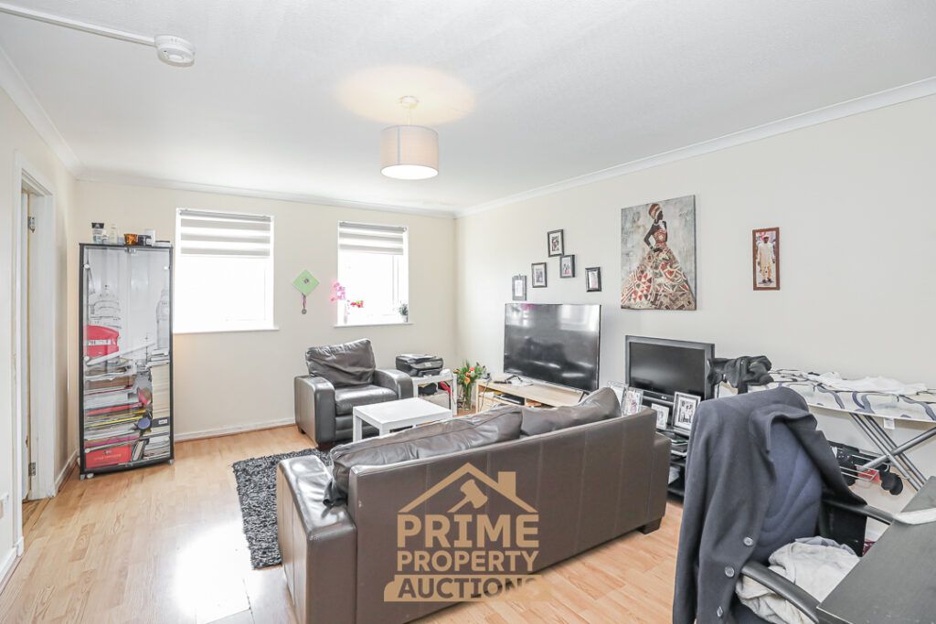 Property photo 2 of 12