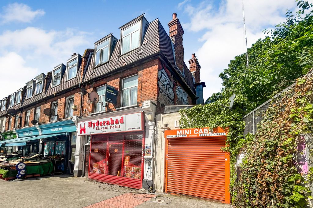 Property photo 1 of 5 56A Lampton Road, Hounslow Tw3 1Jq
