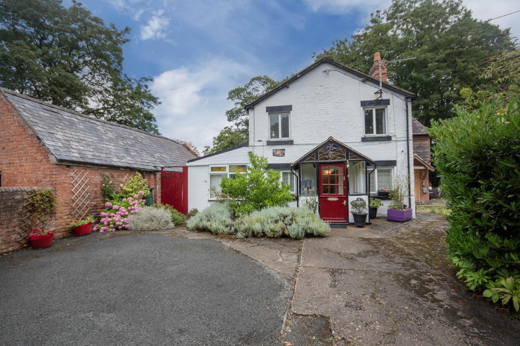 Property photo 1 of 14