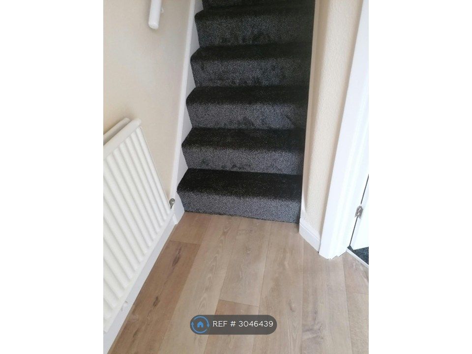 Property photo 3 of 3