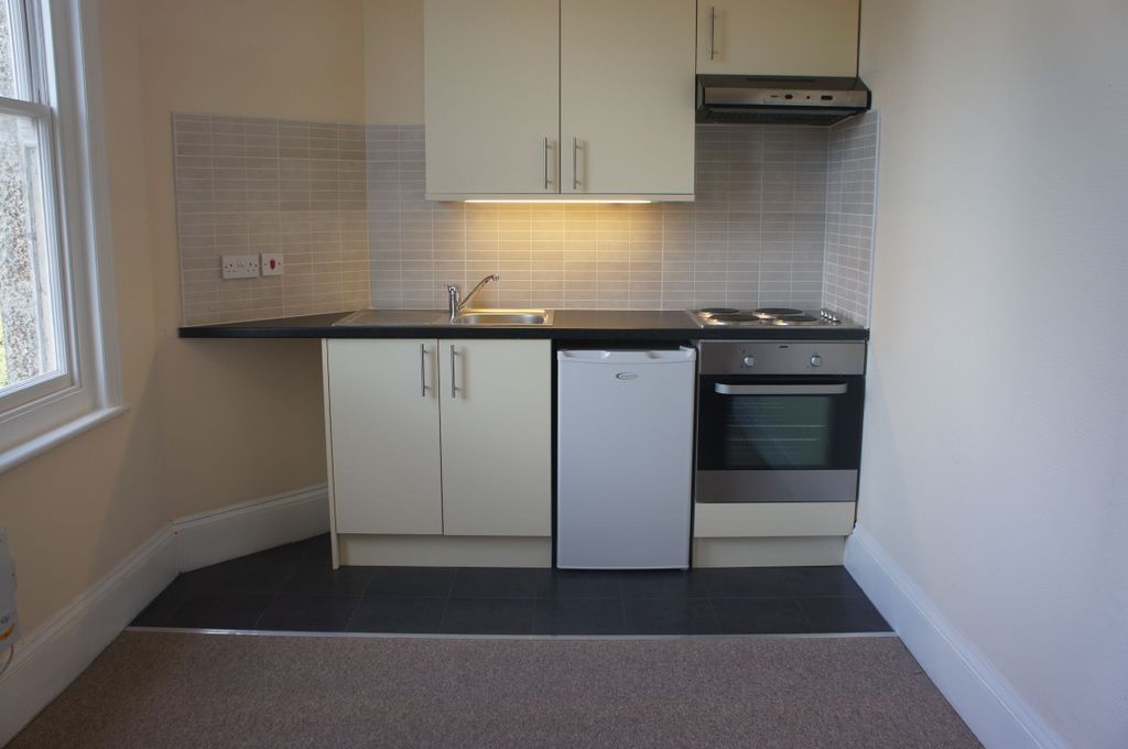 Property photo 1 of 4