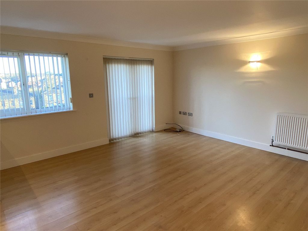 Property photo 3 of 10 Picture No. 03