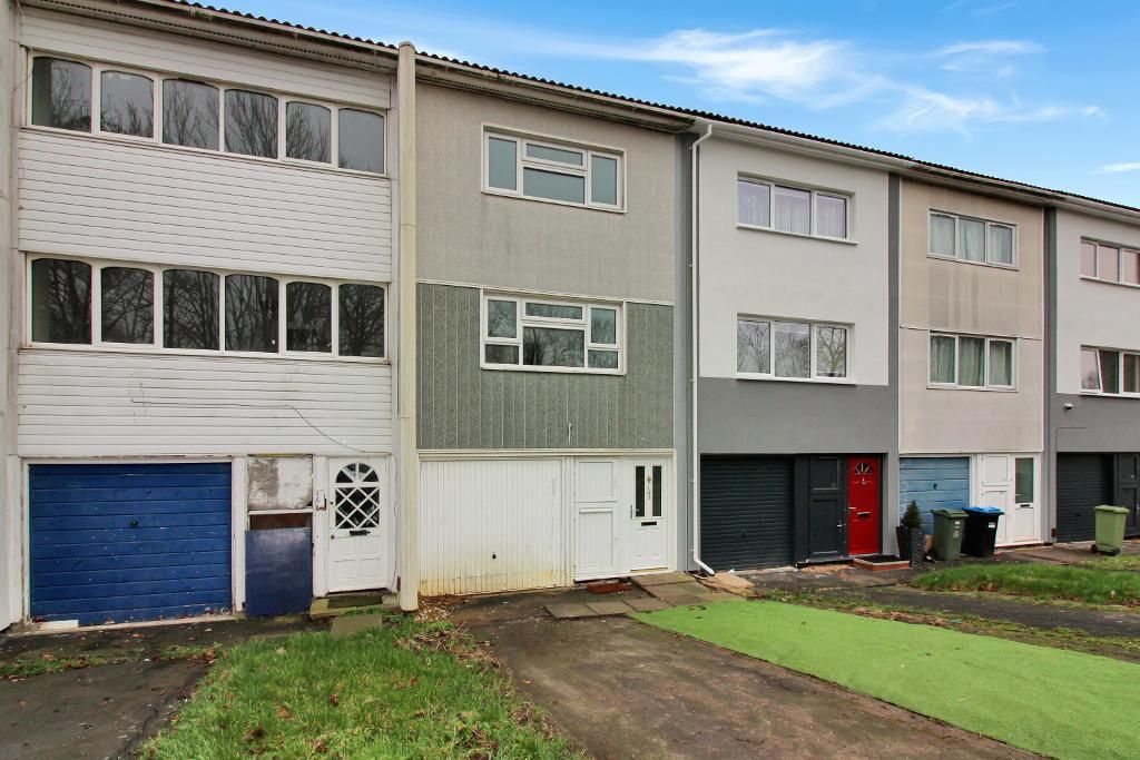 Property photo 1 of 8 Front