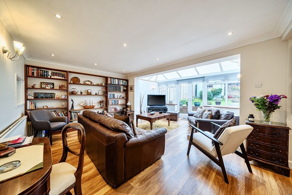 Property photo 2 of 24 1416496-17-69A1F3...