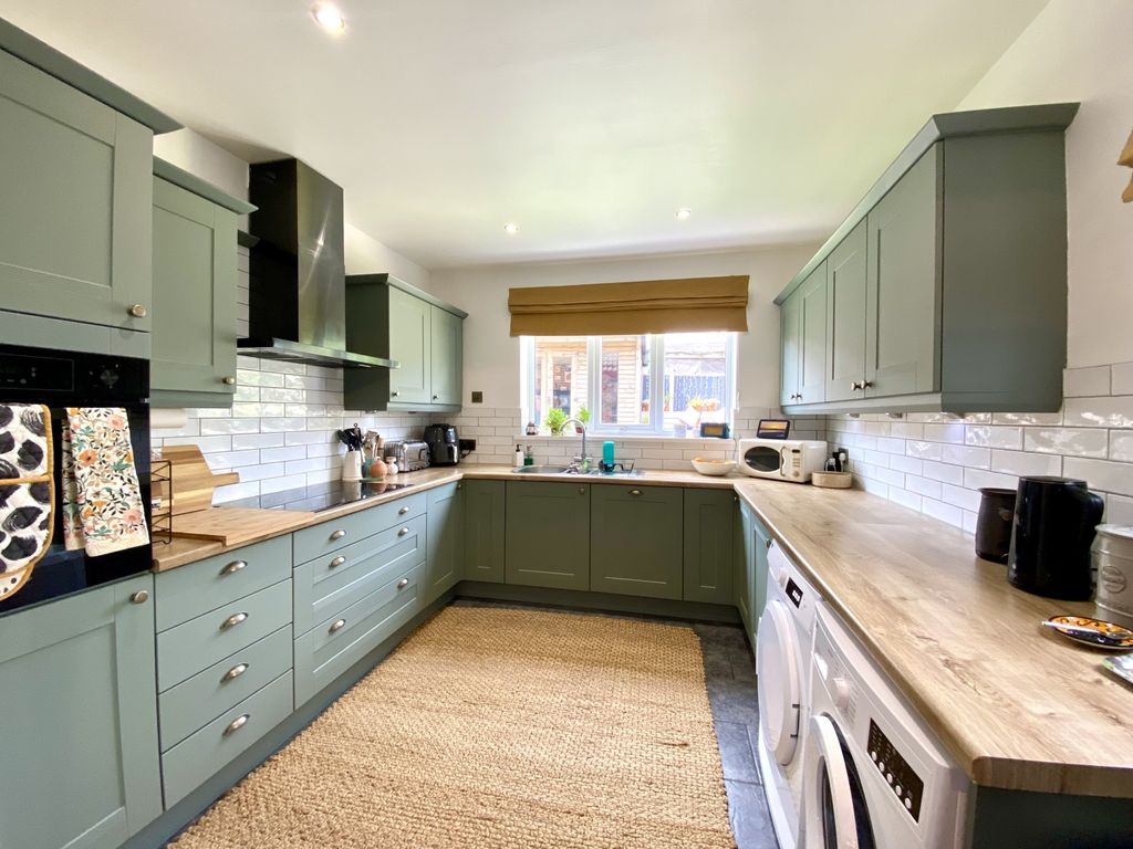 Property photo 3 of 16 Img_5906