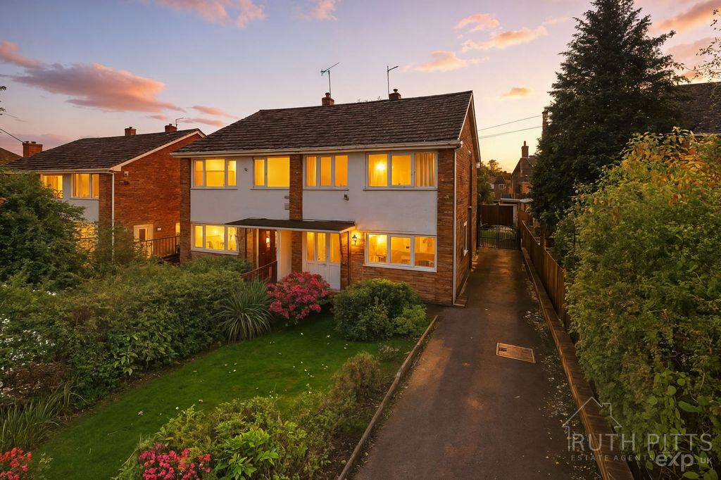 Property photo 3 of 27