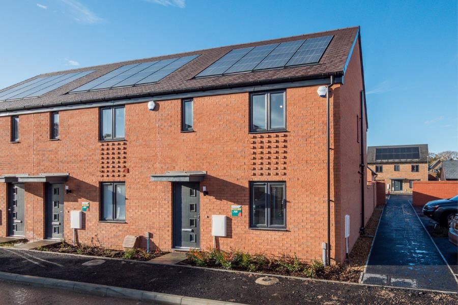 Property photo 2 of 9 2 (1).Png