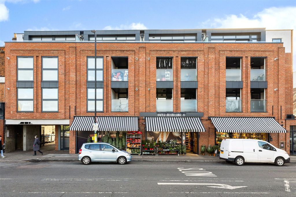 Property photo 1 of 17 Picture No. 02