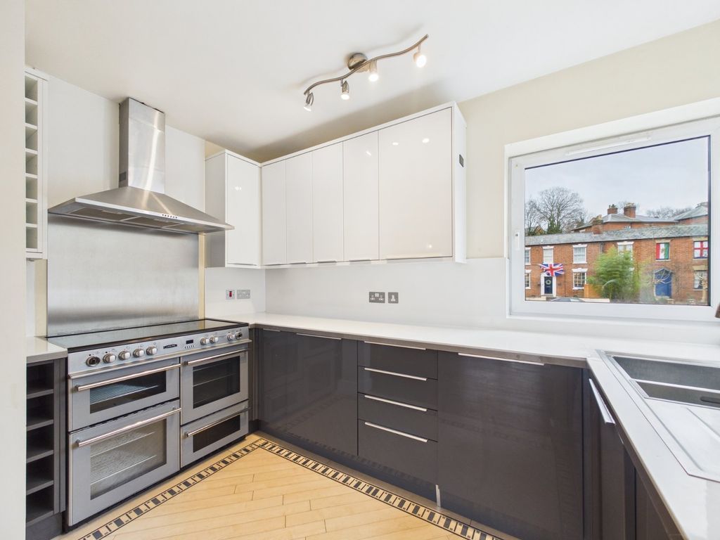 Property photo 3 of 18 Picture No. 21