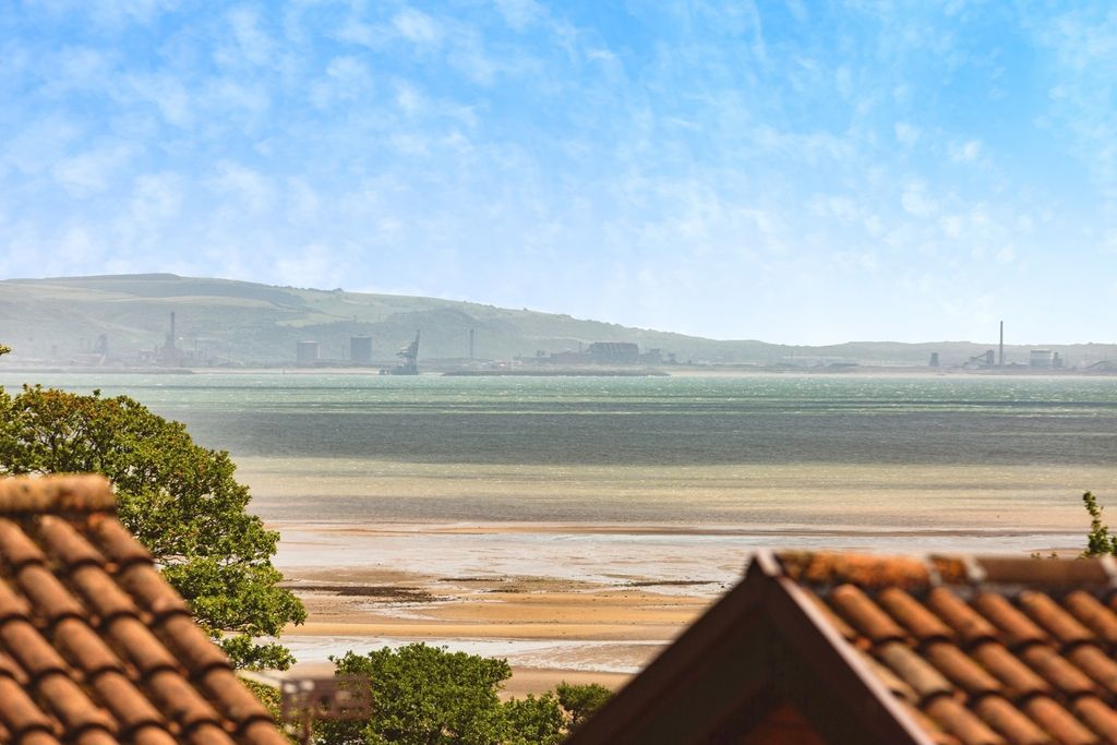 Property photo 1 of 17 Photo