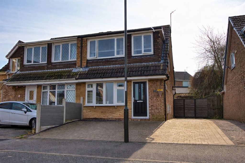 Property photo 1 of 17 Front