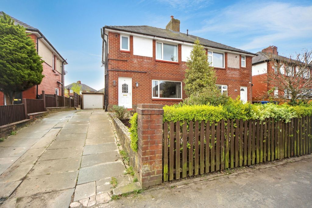 Property photo 1 of 22