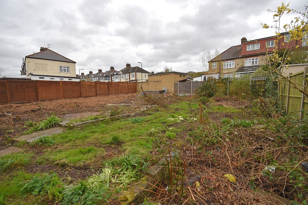 Property photo 3 of 20 Not Specified