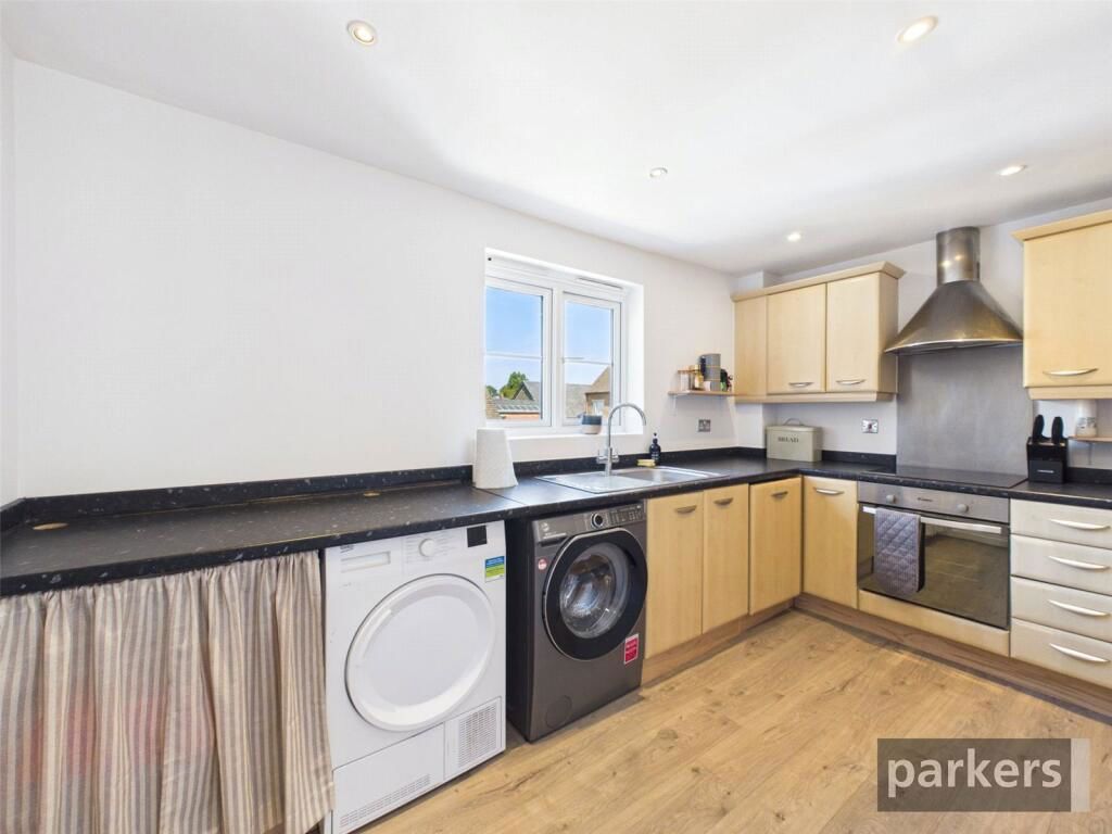 Property photo 3 of 16