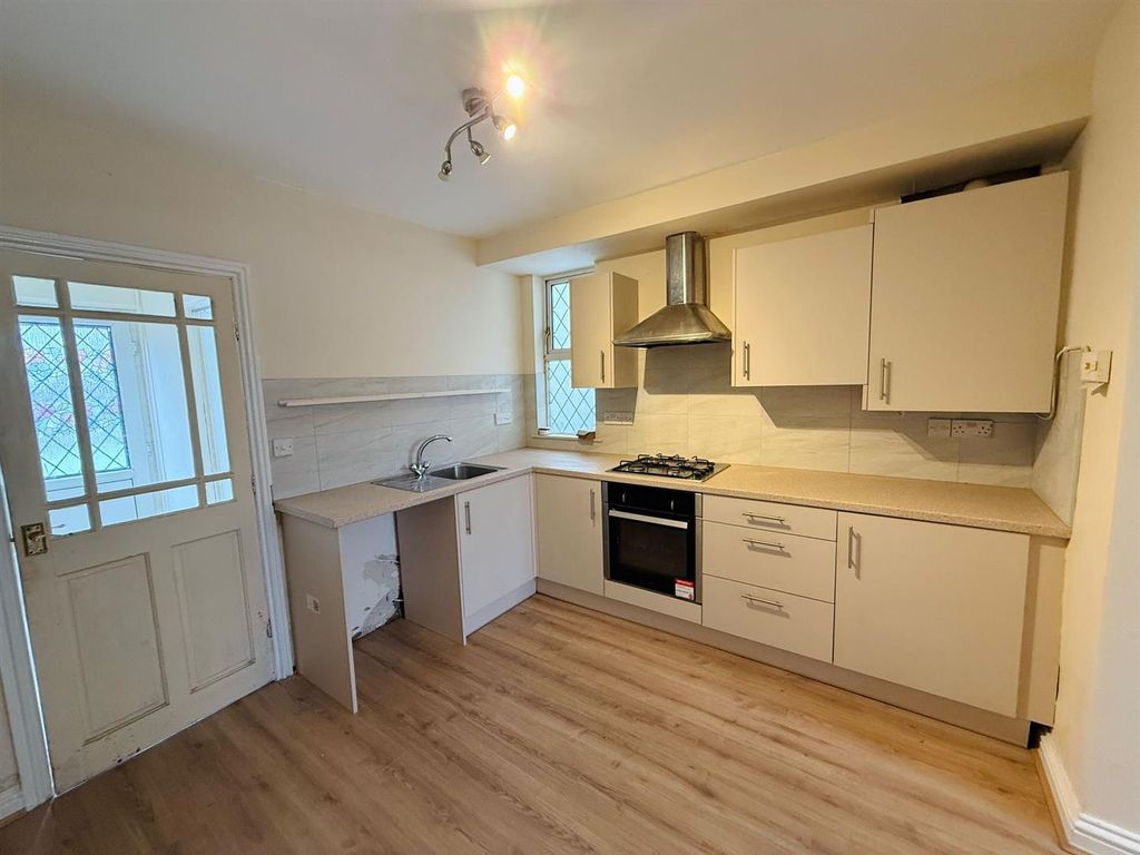 Property photo 2 of 13 Kitchen.Jpg