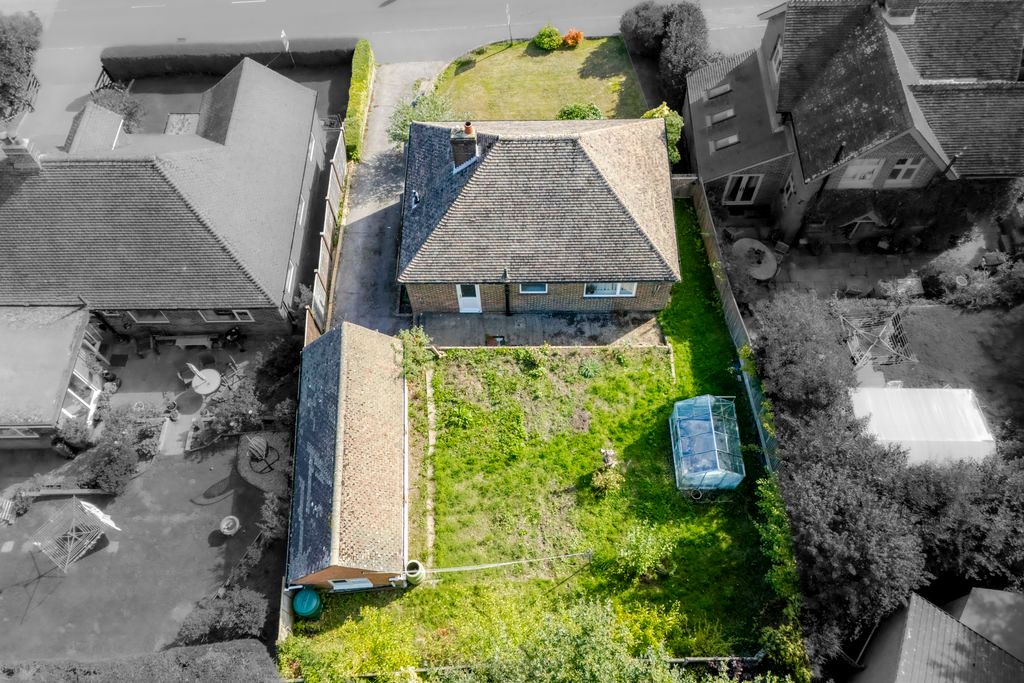 Property photo 3 of 14 Photo 17