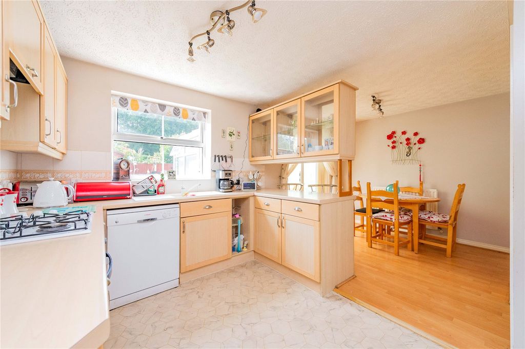 Property photo 3 of 45 Picture No. 26