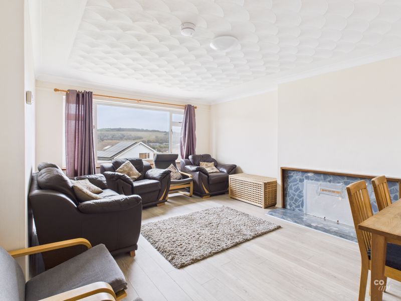 Property photo 1 of 13 Photo 16