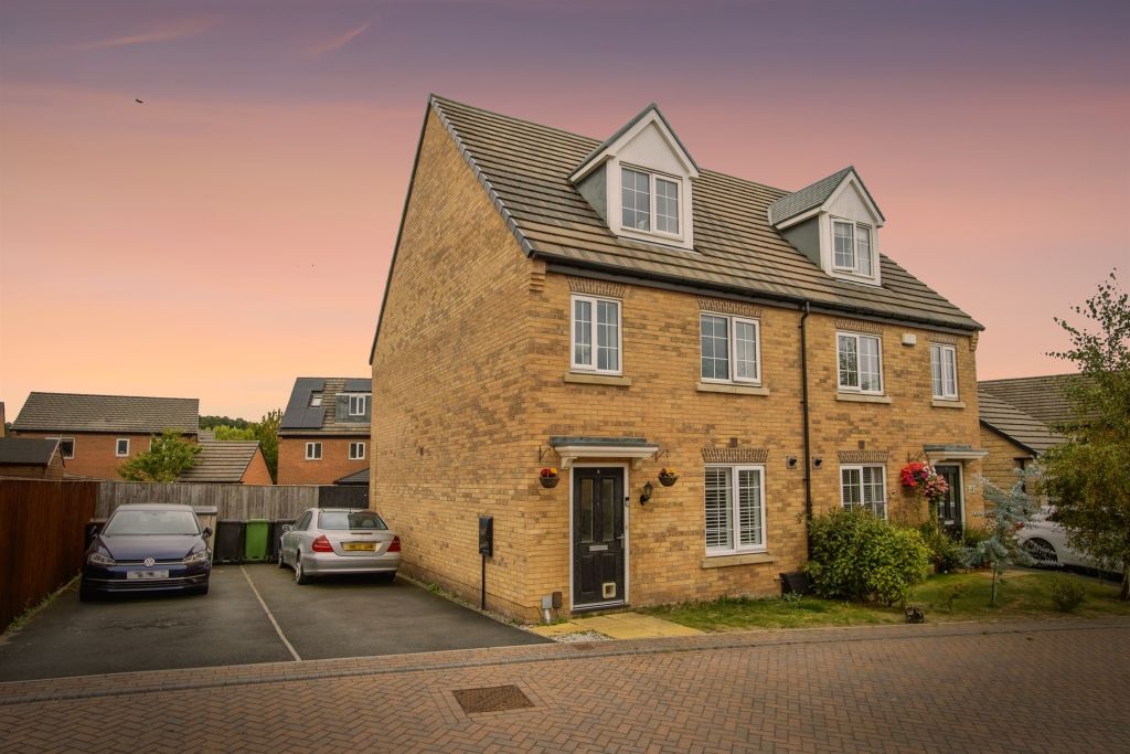 Property photo 1 of 18