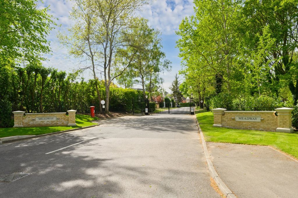 Additional image 21 of 7 bed detached house for saleMeadway, Esher, Surrey KT10