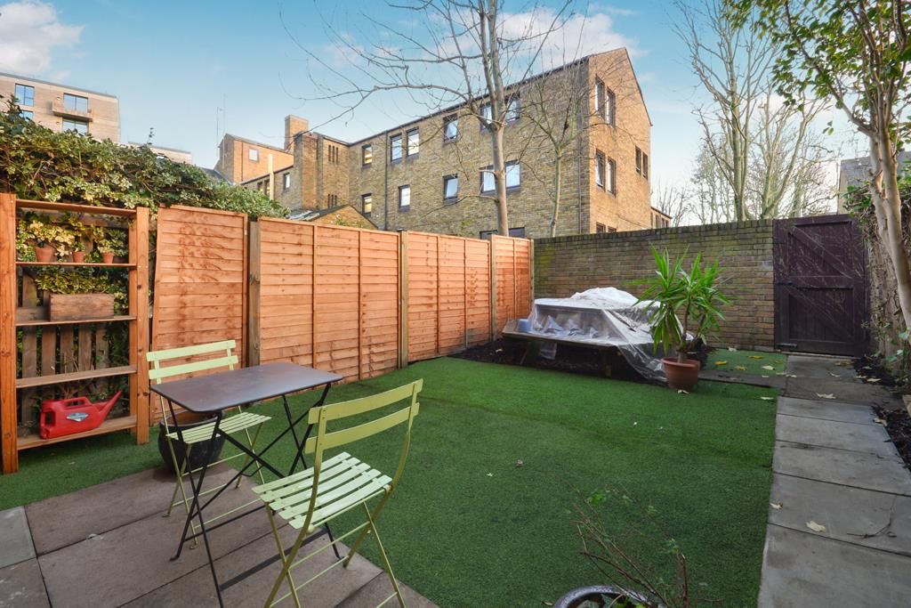 Property photo 2 of 11