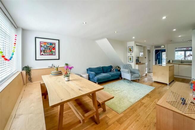 Property photo 3 of 14