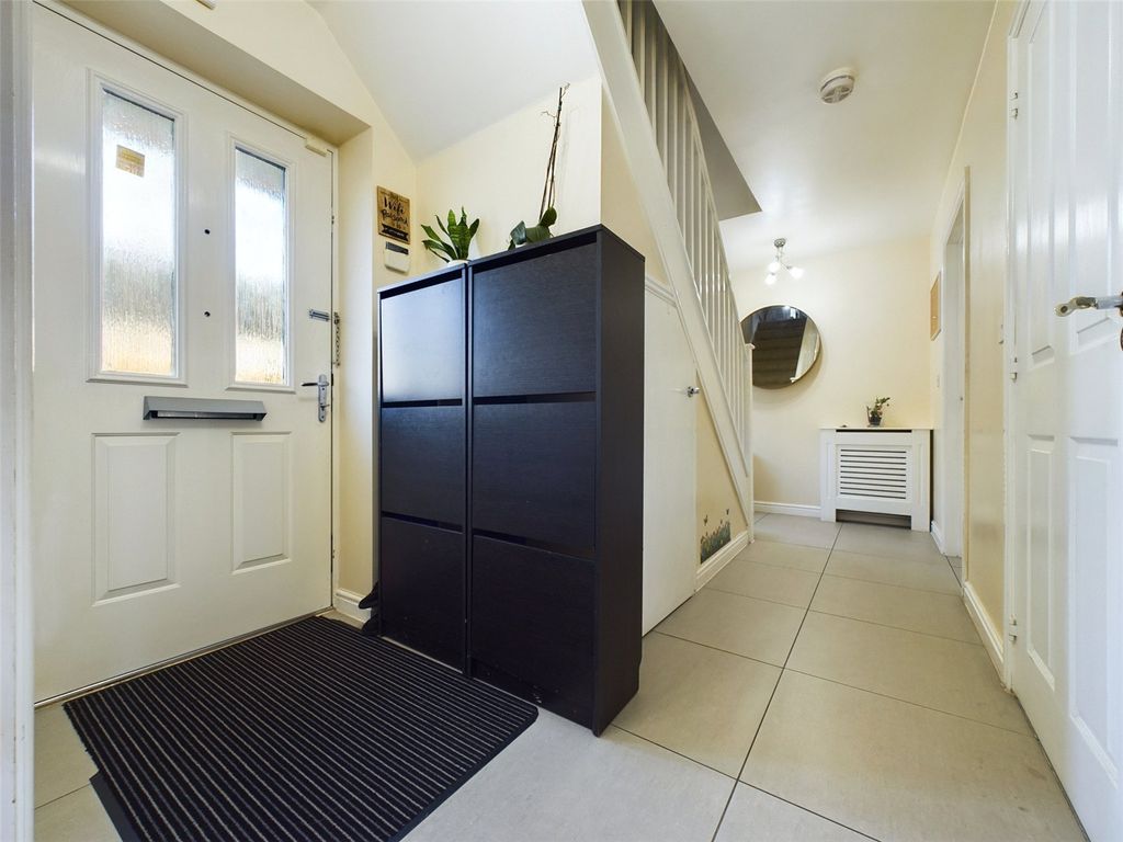 Property photo 2 of 17 Picture No. 01