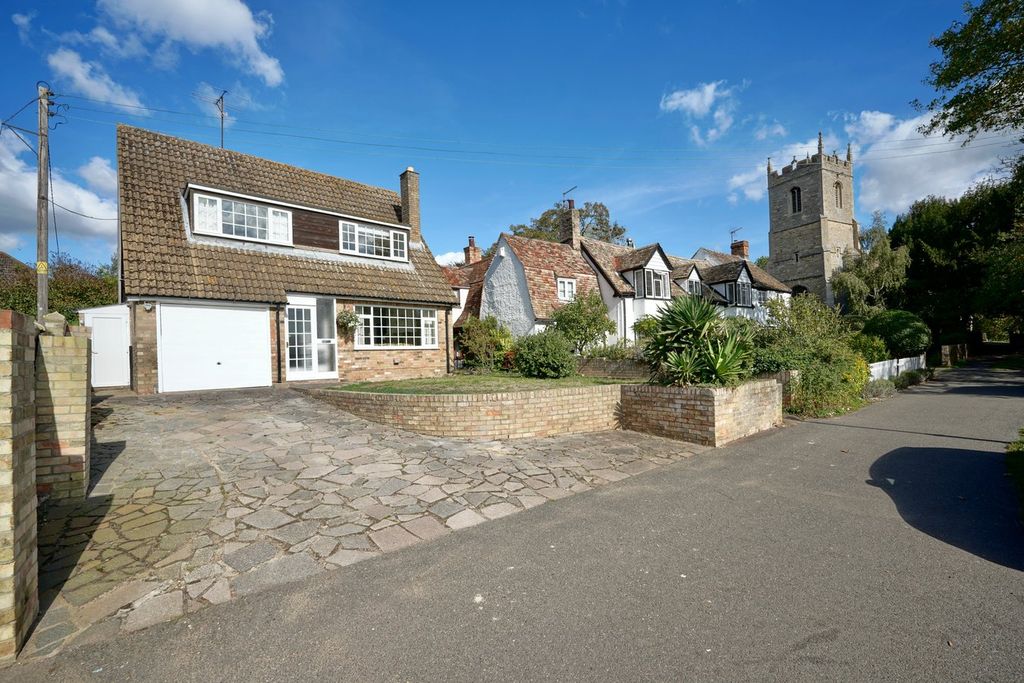 Property photo 2 of 25