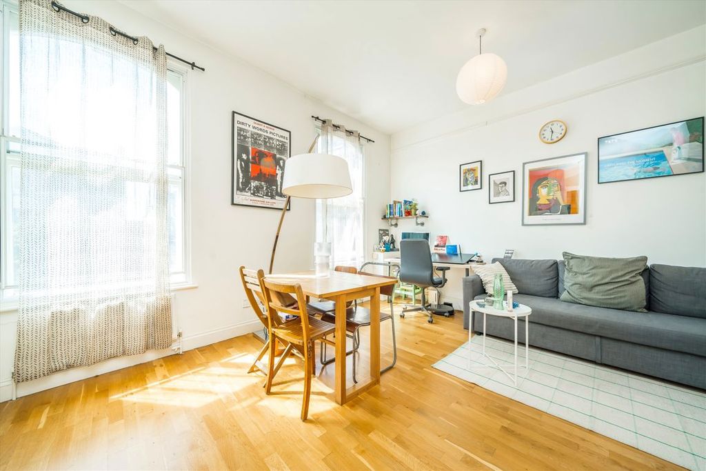 Property photo 3 of 4