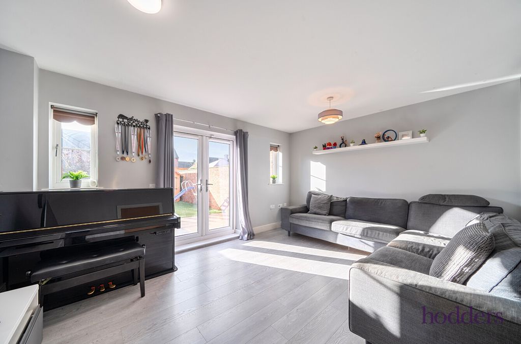 Property photo 2 of 21 2B783B42-9533-4Fa...