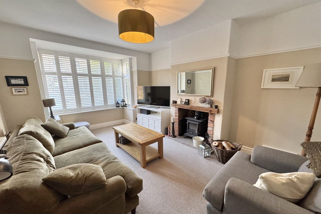 Property photo 2 of 13 Living Room