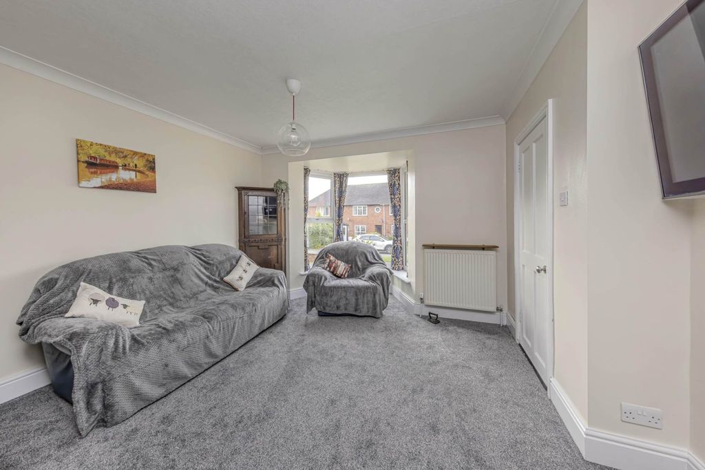 Property photo 3 of 23