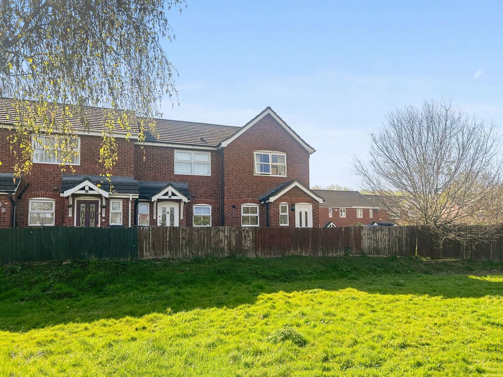 Property photo 2 of 13