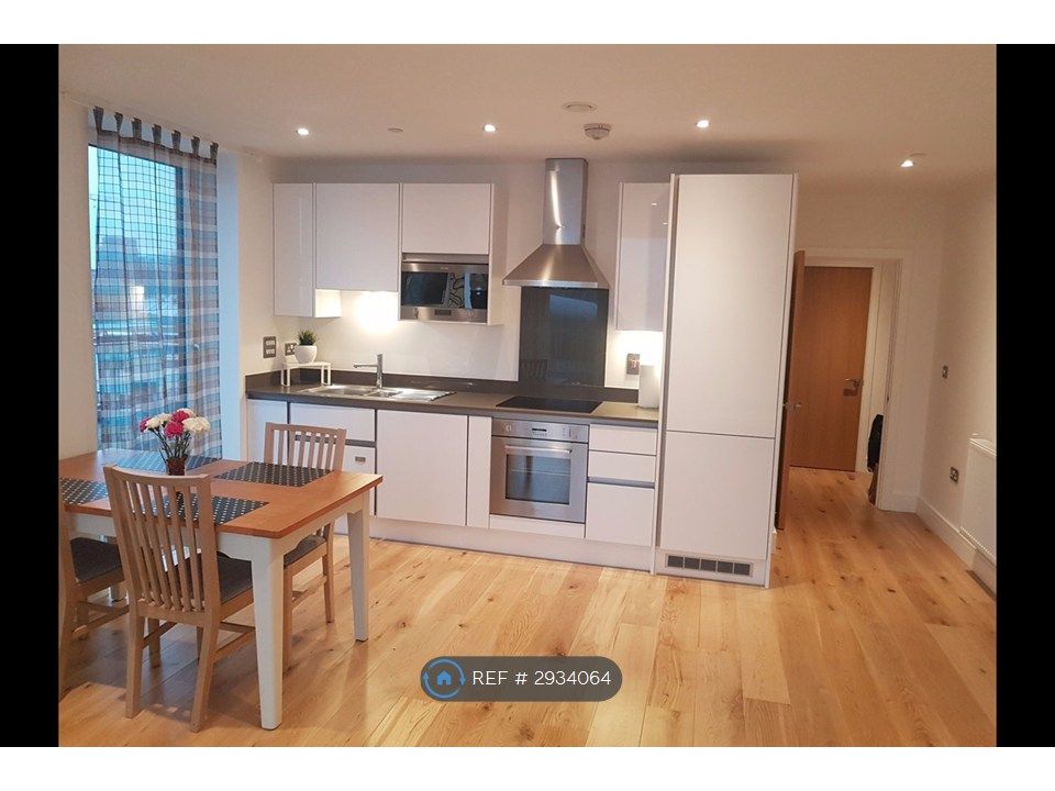 Property photo 1 of 18 Open Plan Kitchen