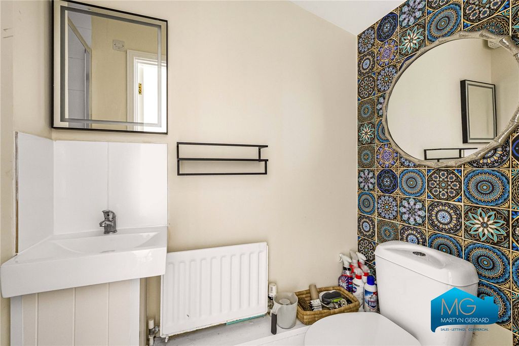 Property photo 3 of 12 Picture No. 17