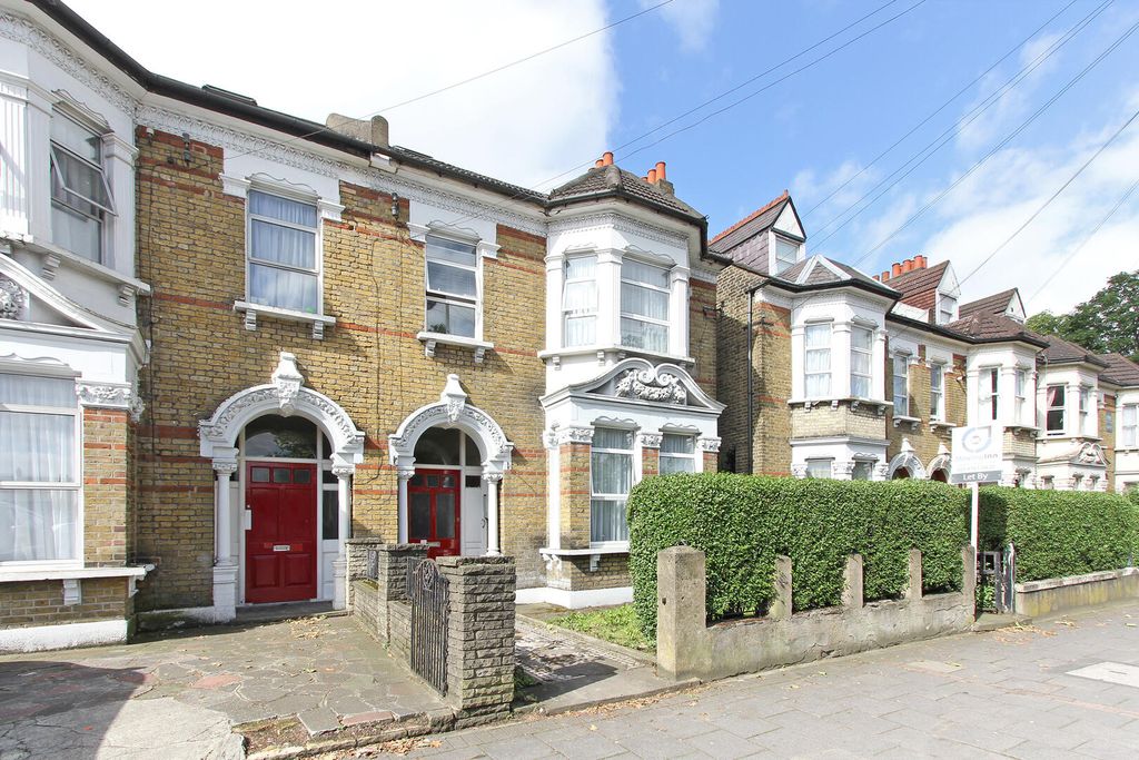 Property photo 1 of 3 Front (Exterior)