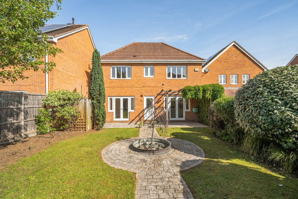 Property photo 2 of 17