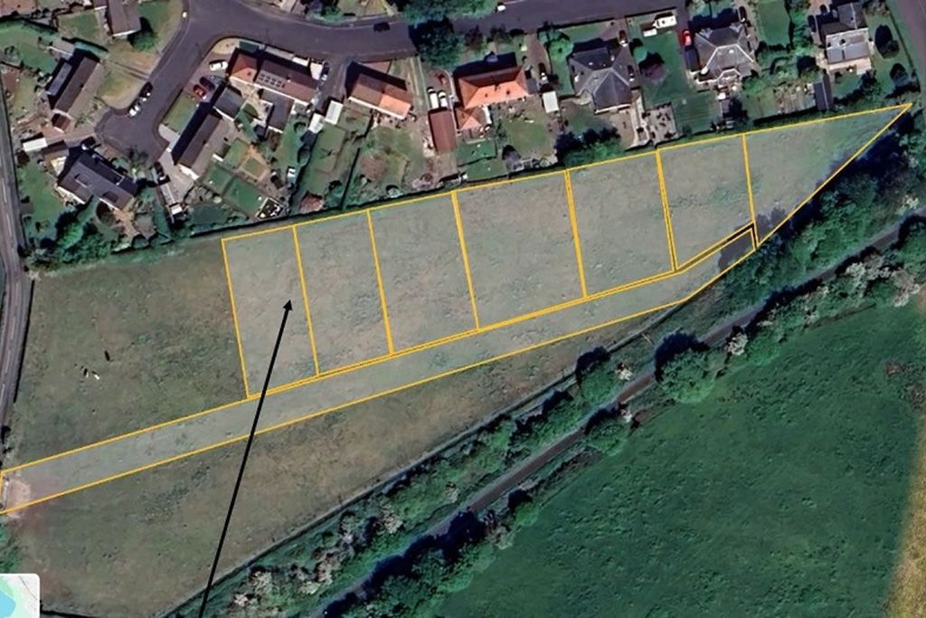 Property photo 2 of 9