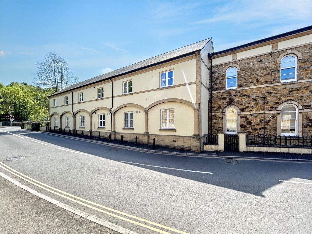Property photo 1 of 12 Picture No. 01